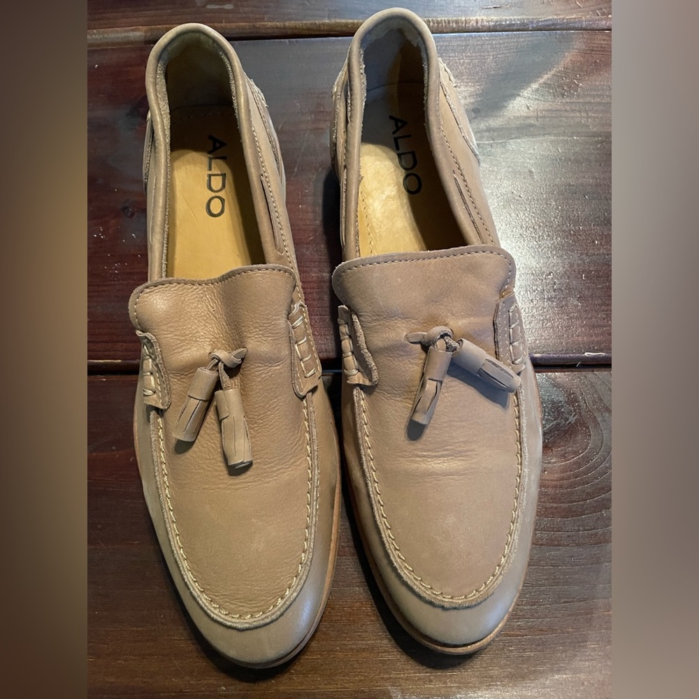 Men’s Aldo Soft Leather Tassel Loafers - NEVER WORN - Size 10.5